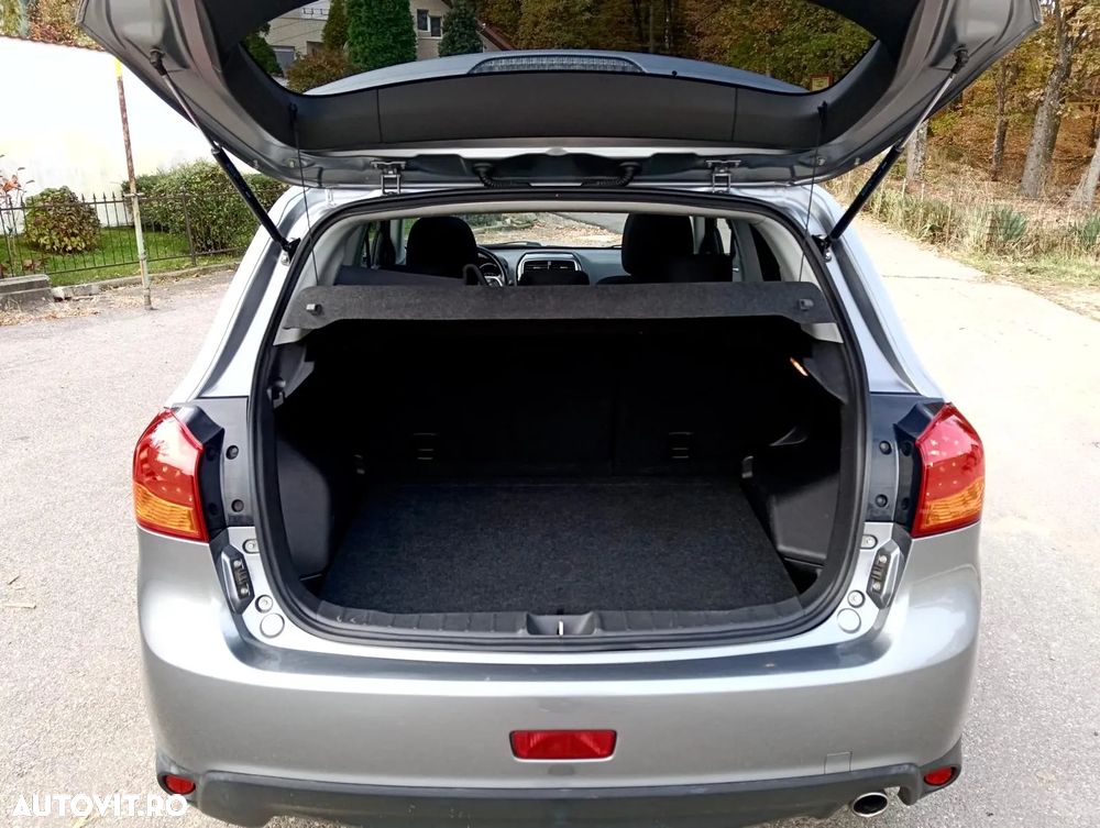 Mitsubishi ASX 2.2 DI-D 4WD Automatik Diamant Edition - 24