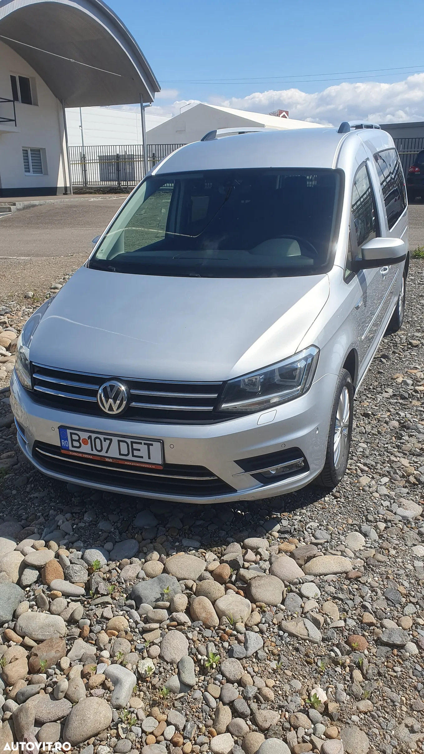 Volkswagen Caddy 2.0 TDI Maxi DSG 4M - 11