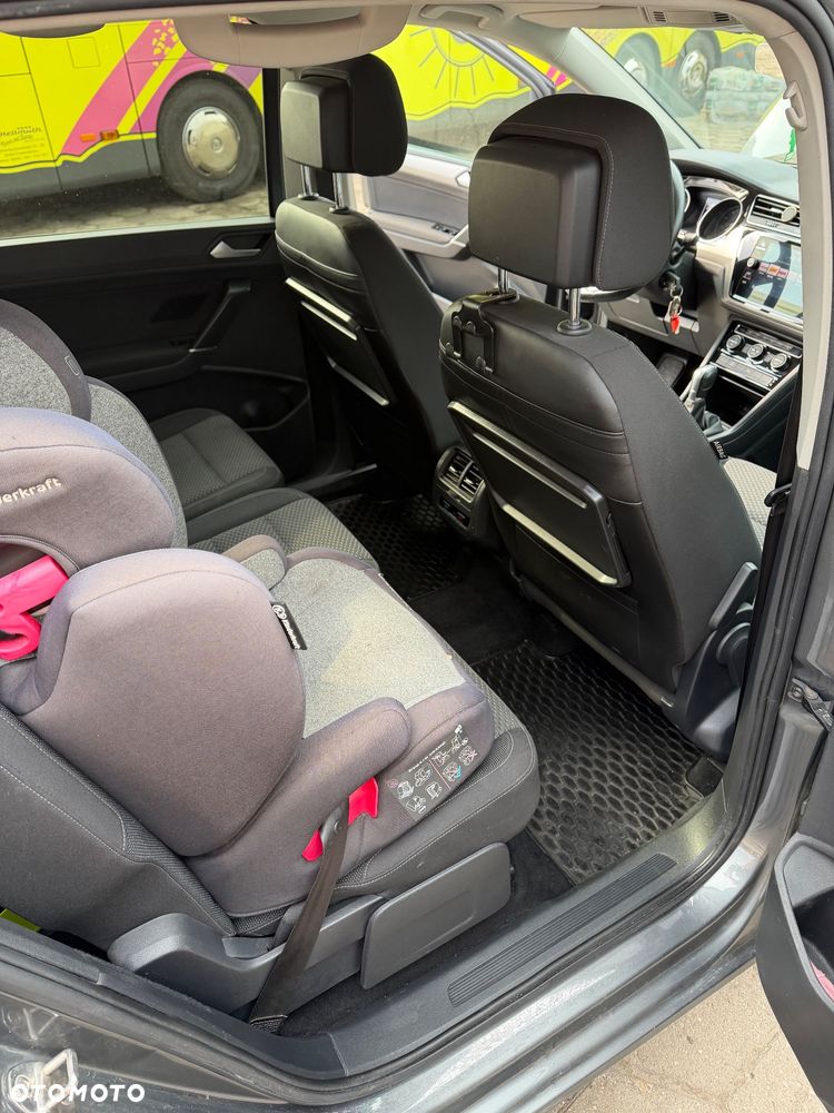 Volkswagen Touran 2.0 TDI BMT Comfortline DSG - 10