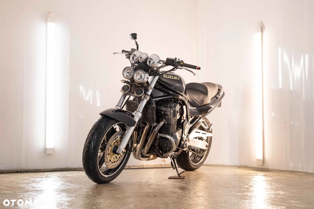 Suzuki Bandit - 1