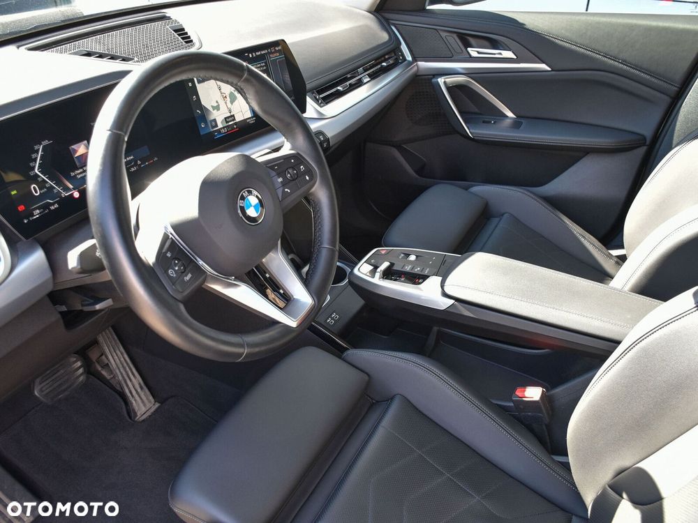 BMW X1 sDrive18i xLine - 25