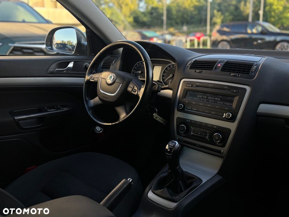 Skoda Octavia 2.0 TDI Ambiente - 13
