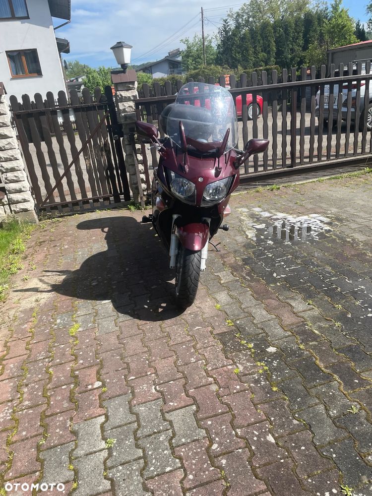 Yamaha FJR - 8