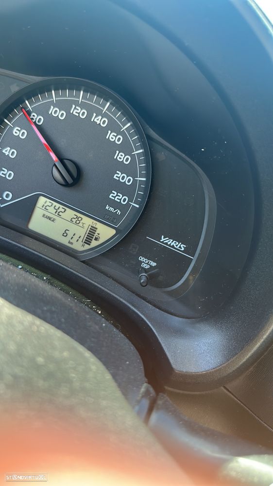 Toyota Yaris 1.4 D-4D ACtive+AC 99g - 15