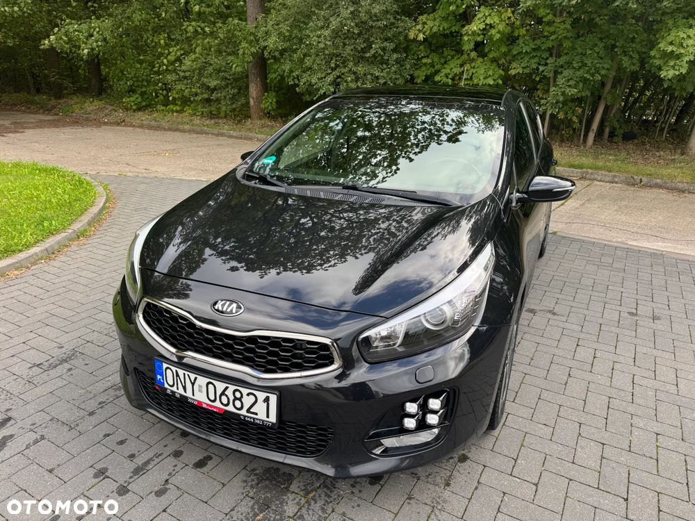Kia Ceed 1.6 CRDi GT Line - 4