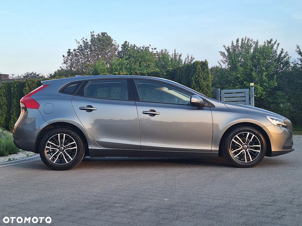 Volvo V40 D2 Kinetic - 6