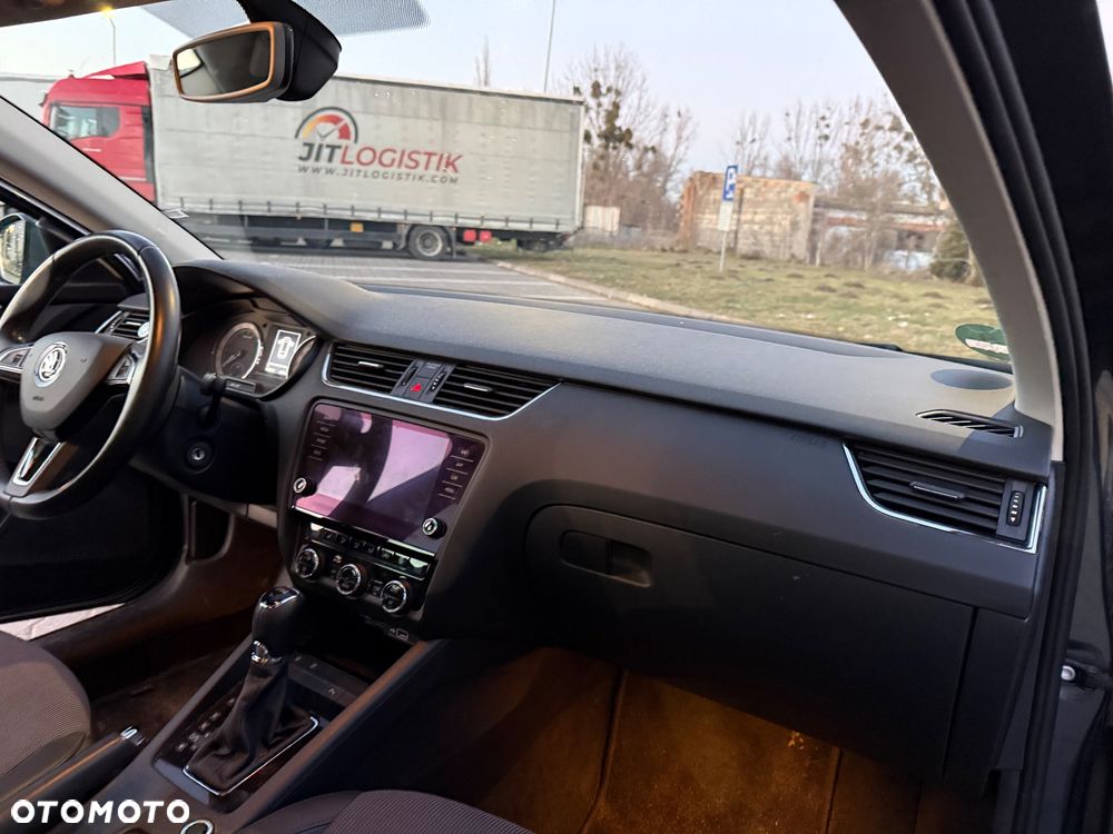 Skoda Octavia - 10