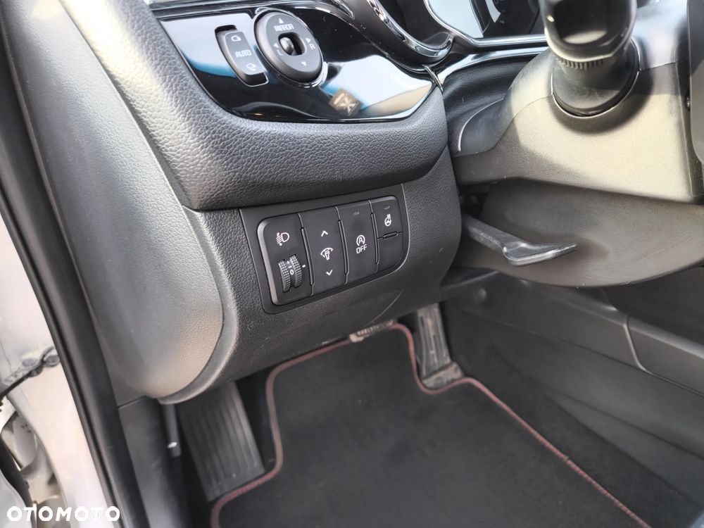 Kia Ceed Cee'd 1.6 CRDi L Business Line DCT - 30