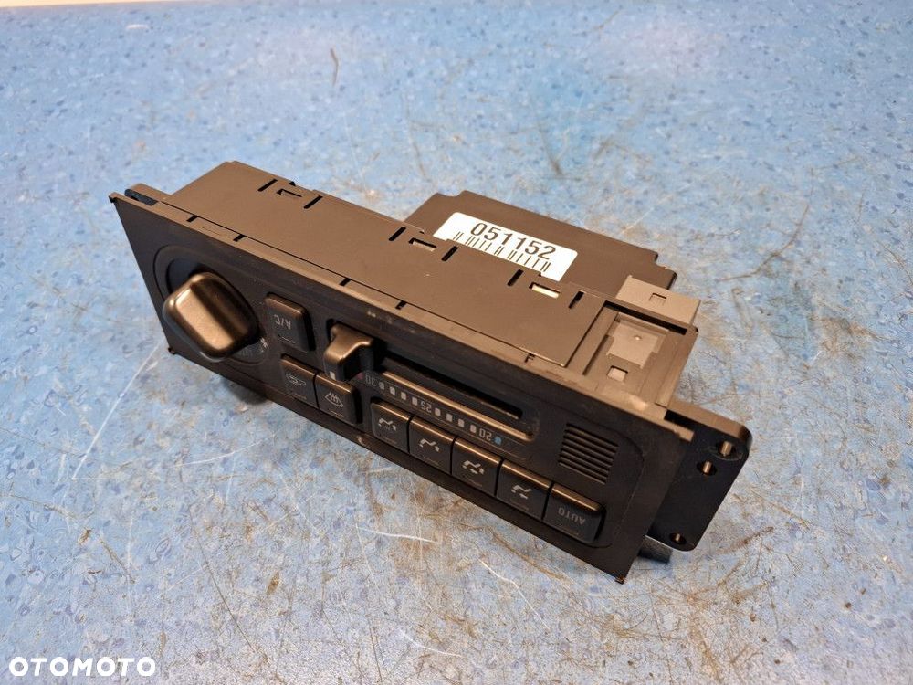 ISUZU TROOPER II PANEL NAWIEWU 8972226210 - 11