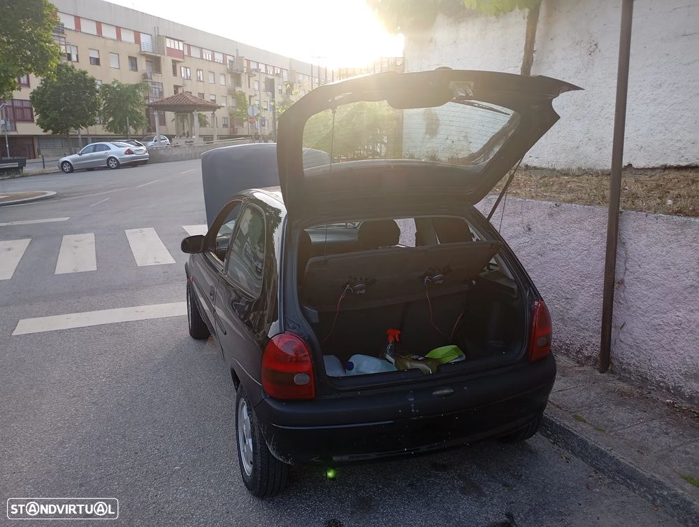 Opel Corsa 1.0 - 5