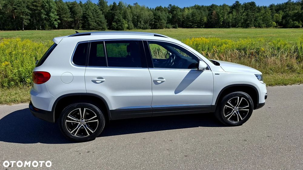 Volkswagen Tiguan 2.0 TDI SCR 4MOTION BlueMotion Technology DSG Lounge Sport & Style - 18