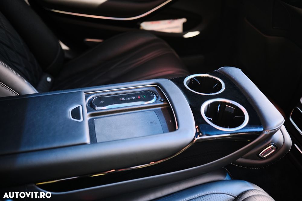 Mercedes-Benz S 63 AMG - 12