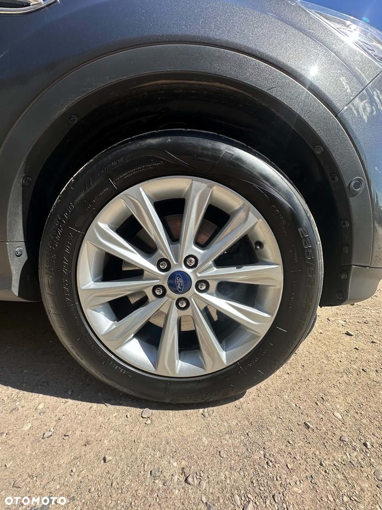 Ford Kuga - 8