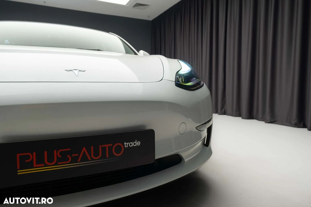 Tesla Model 3 Performance - 29