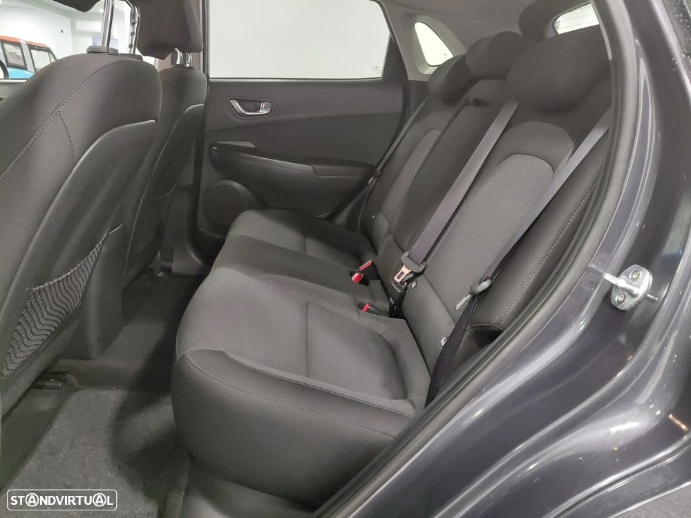 Hyundai Kauai Advantage - 31