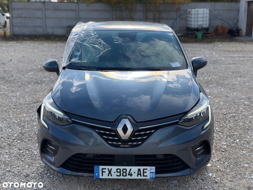 Renault Clio - 2