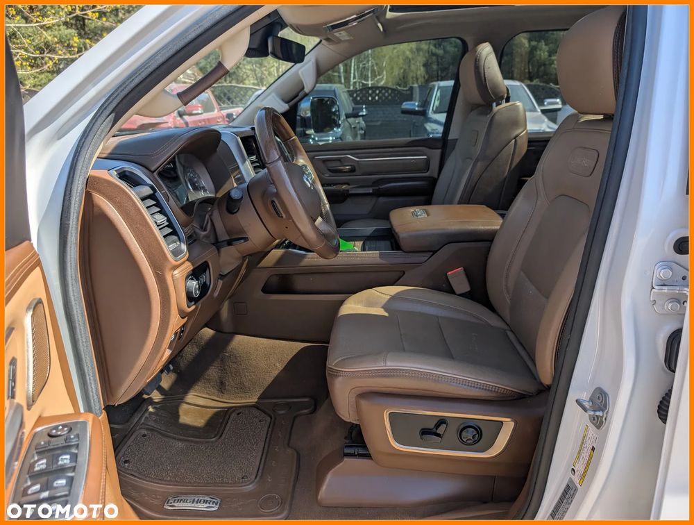 RAM 1500 Crew Cab Longhorn - 13