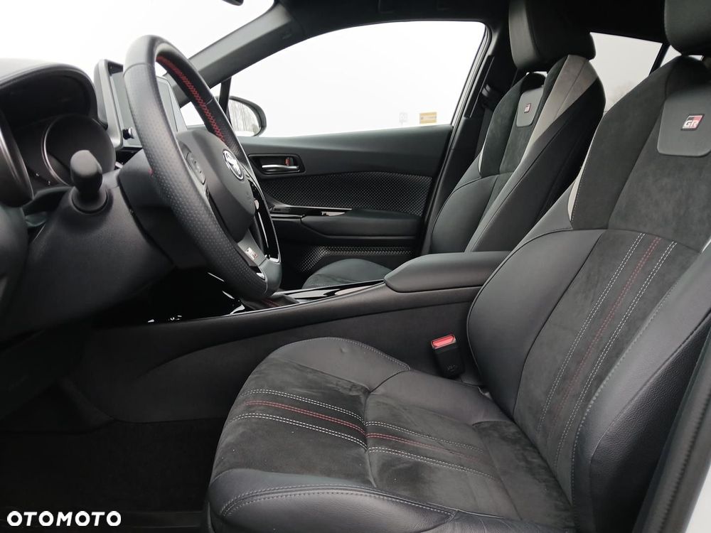 Toyota C-HR 2.0 Hybrid GR Sport - 16