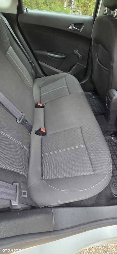 Opel Astra IV 1.4 T Enjoy - 7