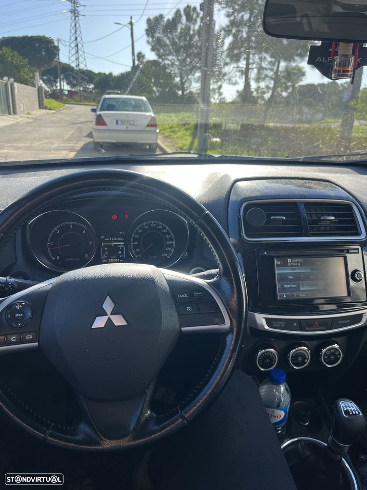 Mitsubishi ASX 1.8 DI-D Intense - 8