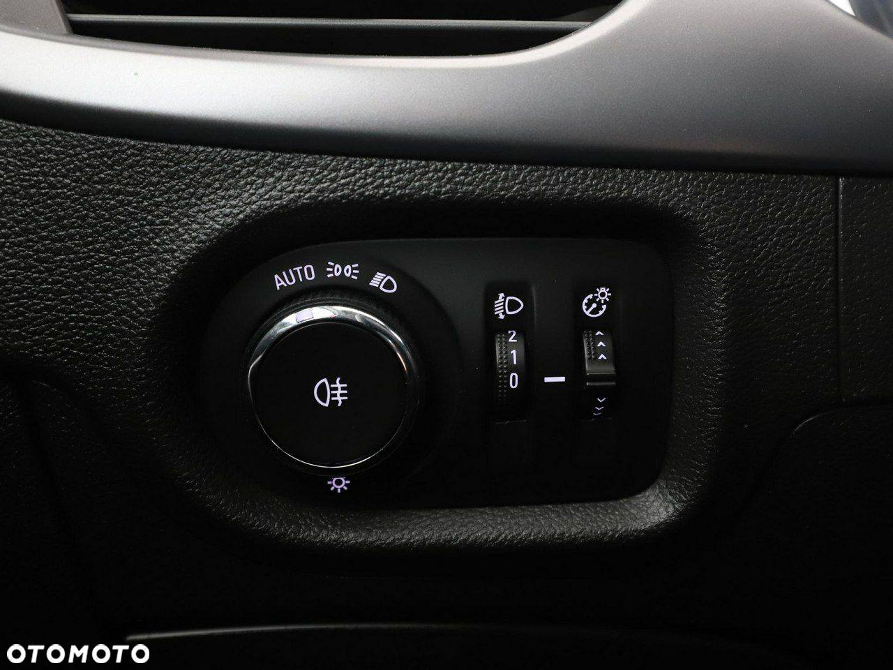 Opel Astra 1.4 Turbo Edition - 33