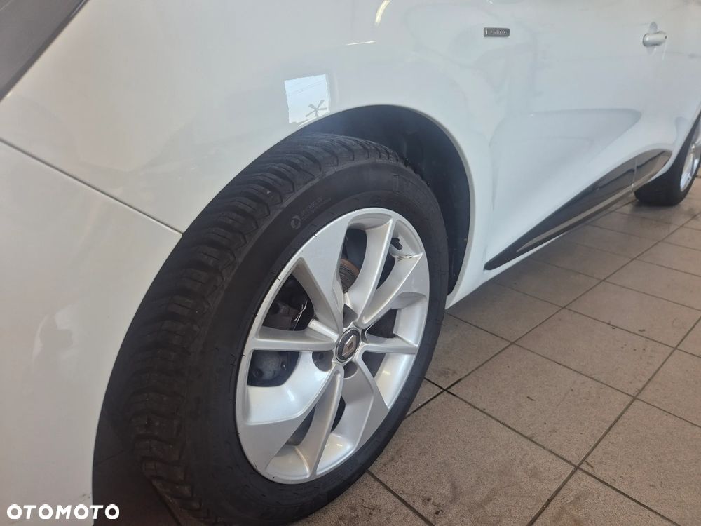 Renault Clio 1.2 16V Limited - 11