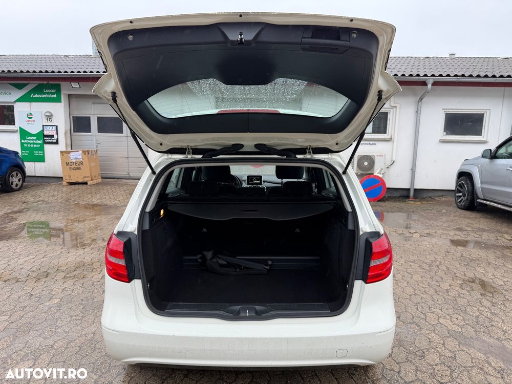 Mercedes-Benz B 180 - 6