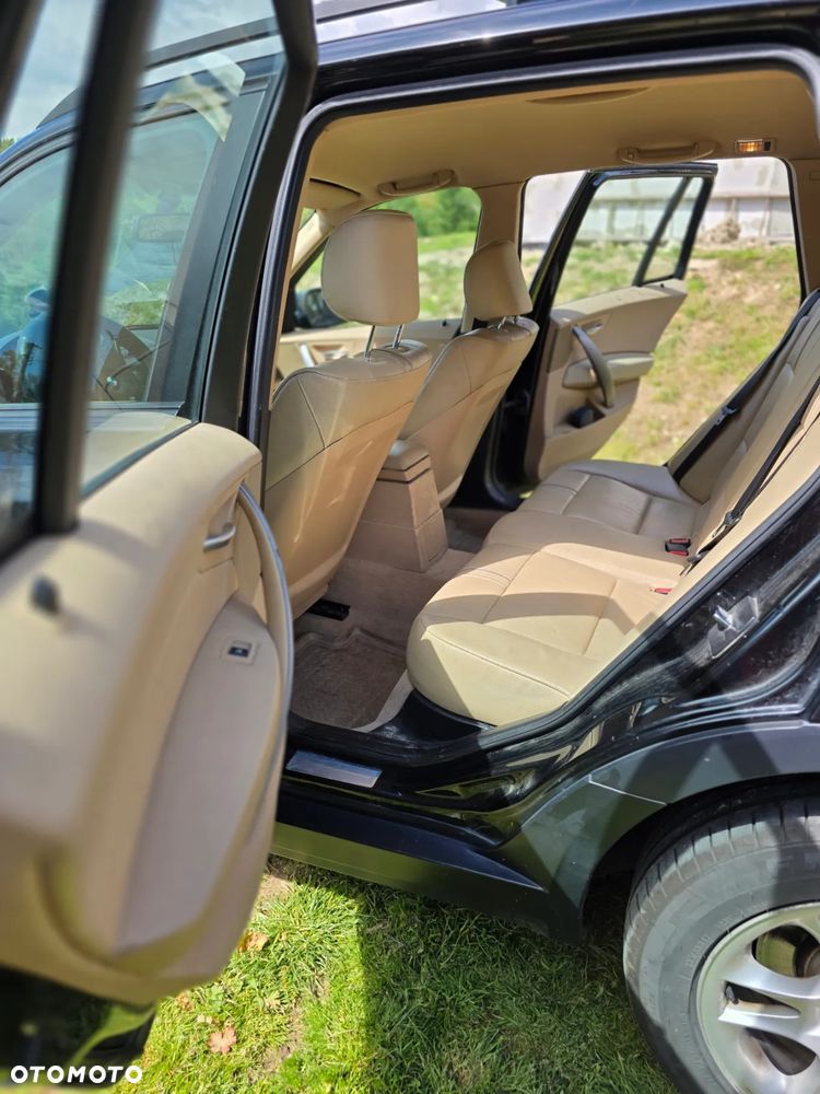 BMW X3 2.0i - 8
