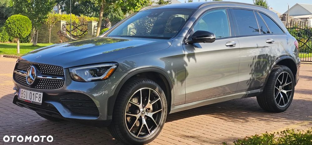 Mercedes-Benz GLC 300 4Matic 9G-TRONIC AMG Line Plus - 13