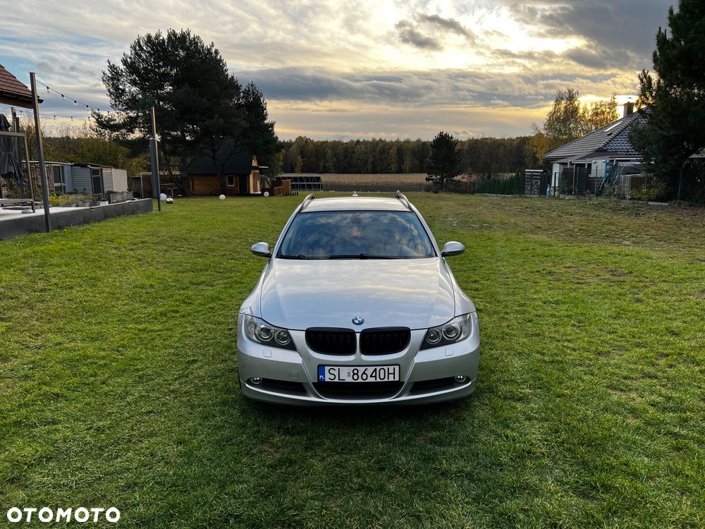 BMW Seria 3 - 1