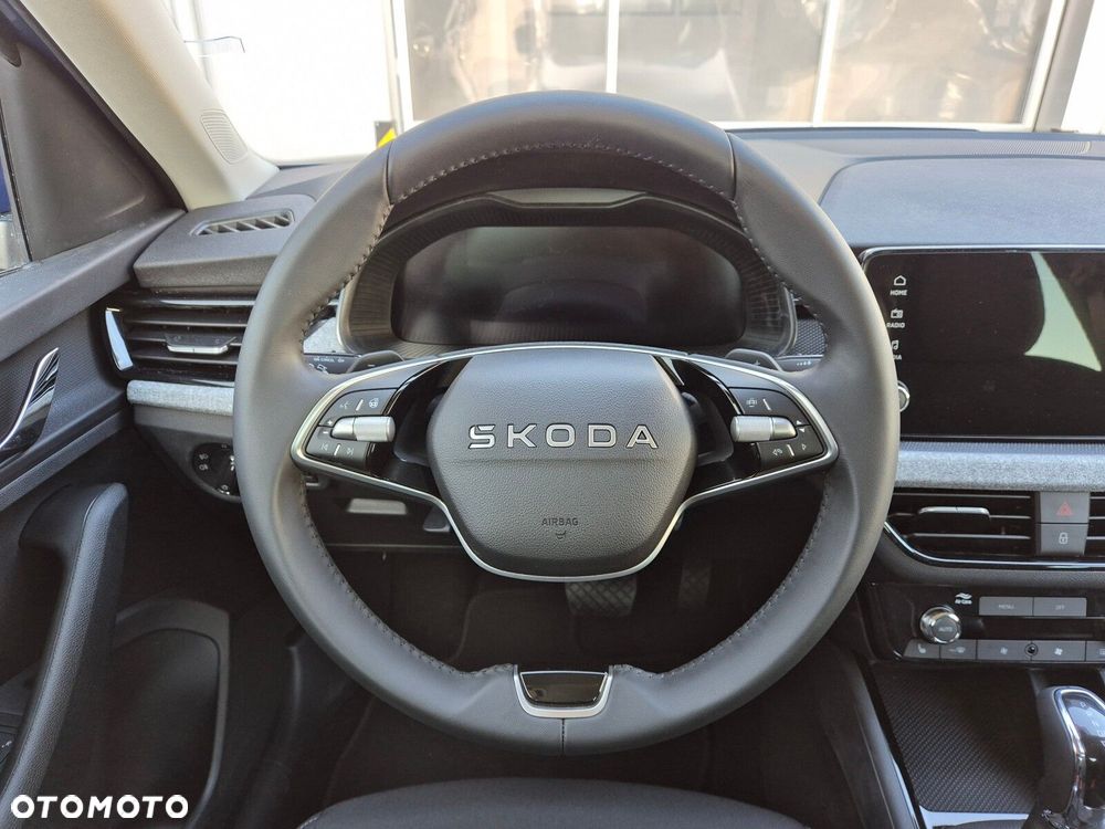Skoda Kamiq 1.0 TSI Drive DSG - 32