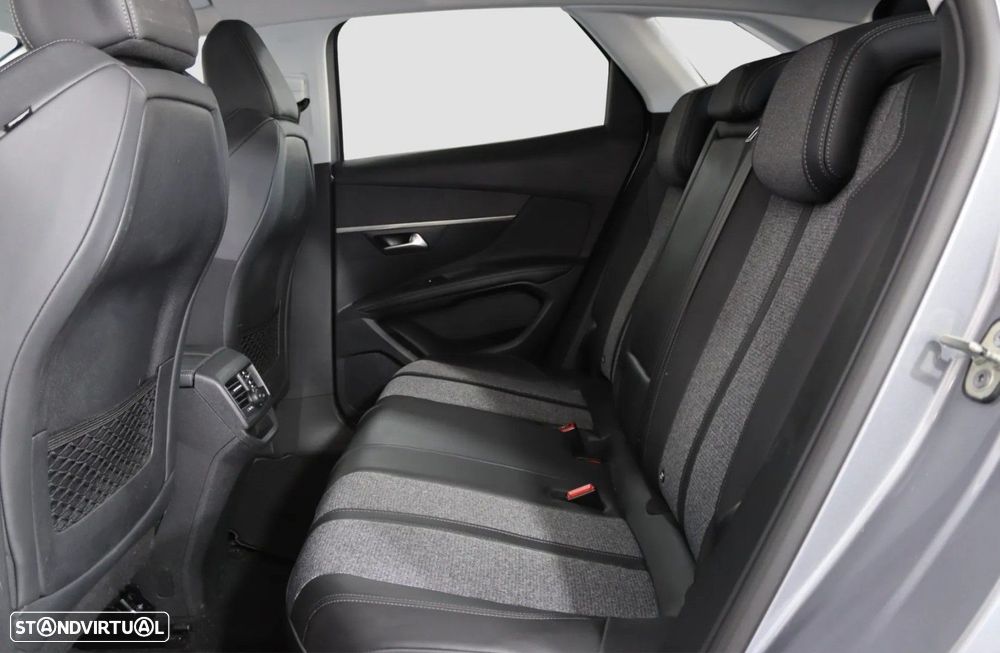 Peugeot 3008 PureTech 130 Stop & Start GPF EAT8 Allure - 13