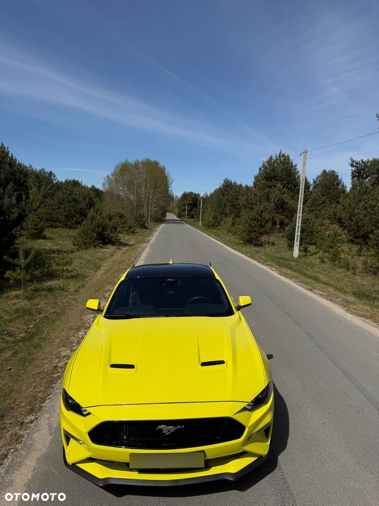 Ford Mustang - 2