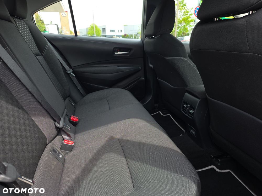 Toyota Corolla 1.8 Hybrid Comfort - 10