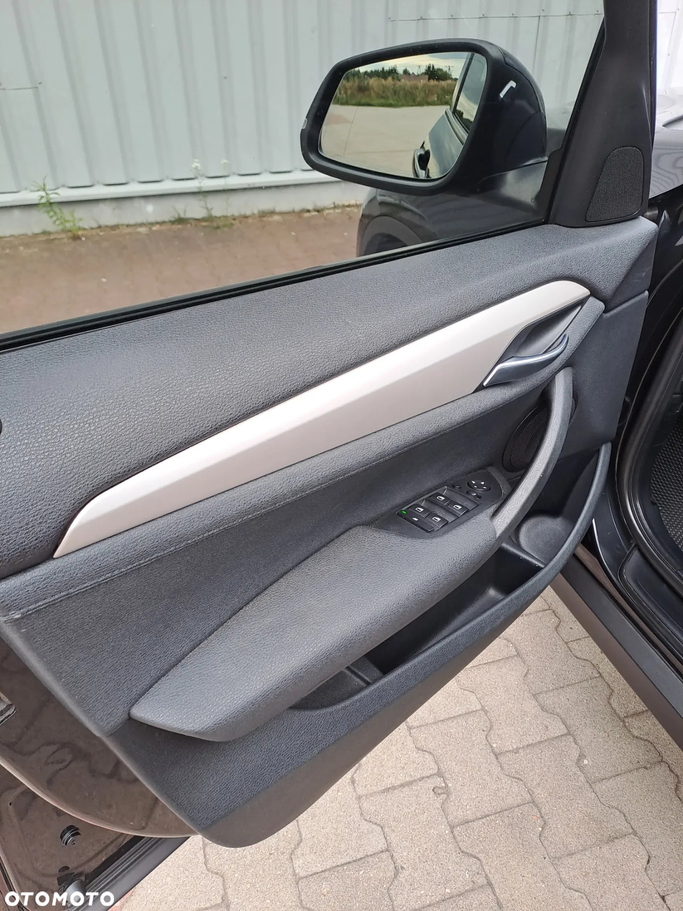 BMW X1 sDrive18d - 12