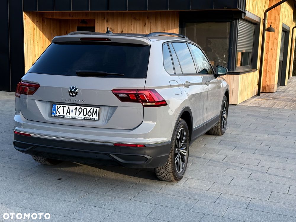 Volkswagen Tiguan 1.5 TSI EVO Life DSG - 21