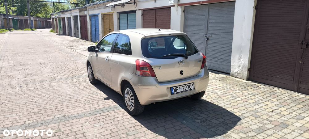 Toyota Yaris 1.33 Prestige - 6