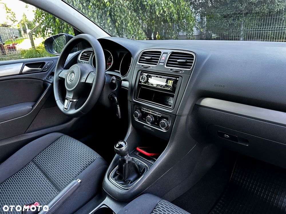 Volkswagen Golf 1.4 Edition - 29