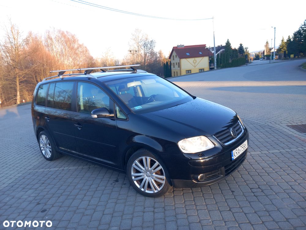 Volkswagen Touran 1.9 TDI DPF Trendline - 12