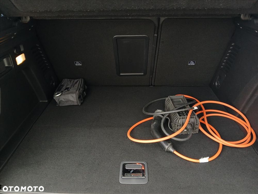 Peugeot 3008 225 e-EAT8 GT Pack - 10