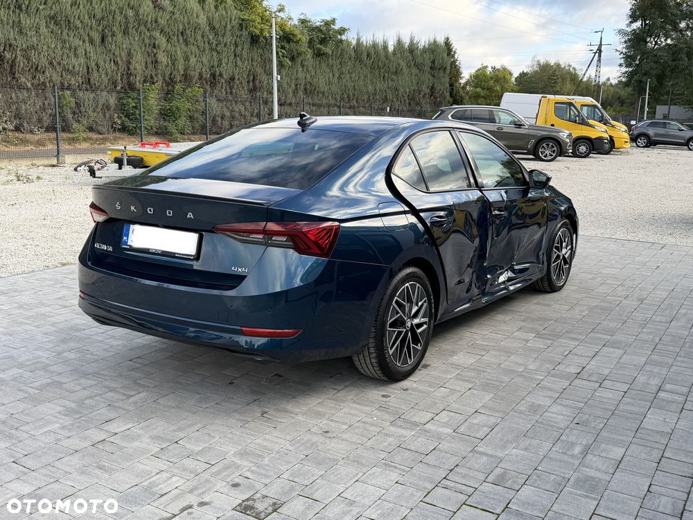 Skoda Octavia 2.0 TSI 4x4 Sportline DSG - 7