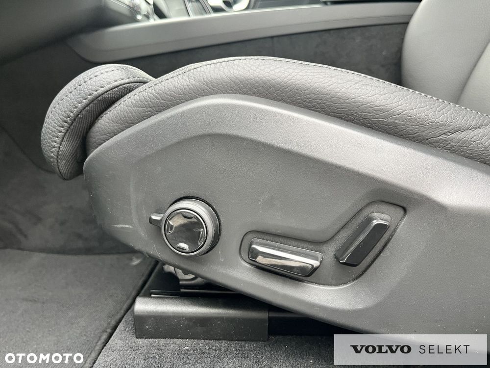 Volvo XC 60 - 12