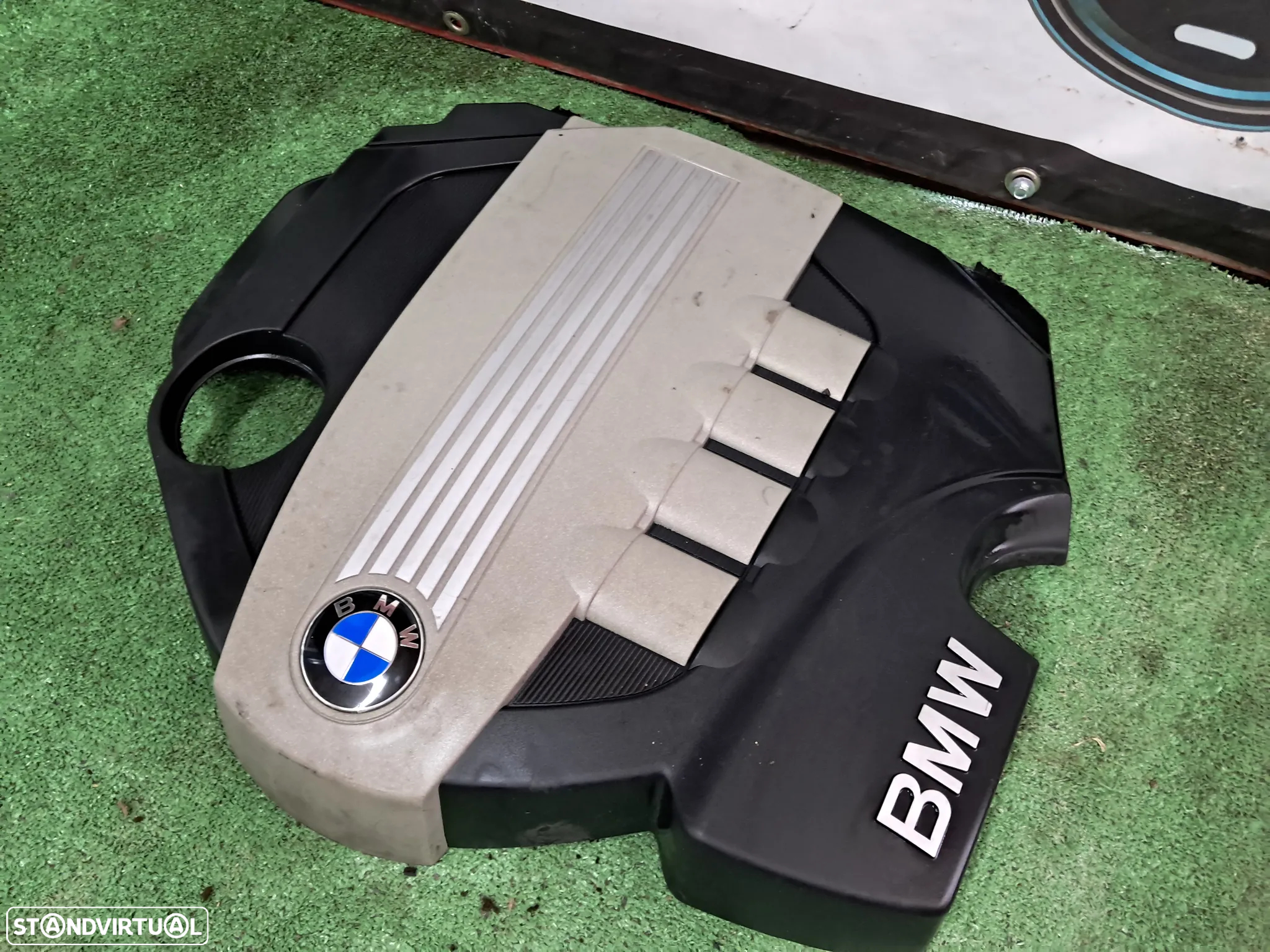 Tampa do Motor BMW N47 Serie 3 E90 E91 Serie 1 E81 E87 E82  X3 E83 X1 E84 - 2