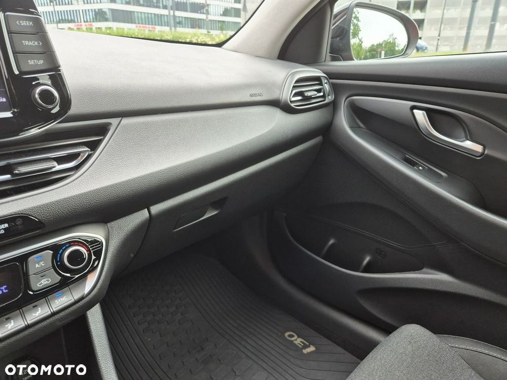 Hyundai i30 1.0 T-GDI Smart - 35