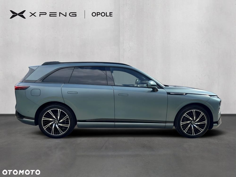 XPeng G9 - 7