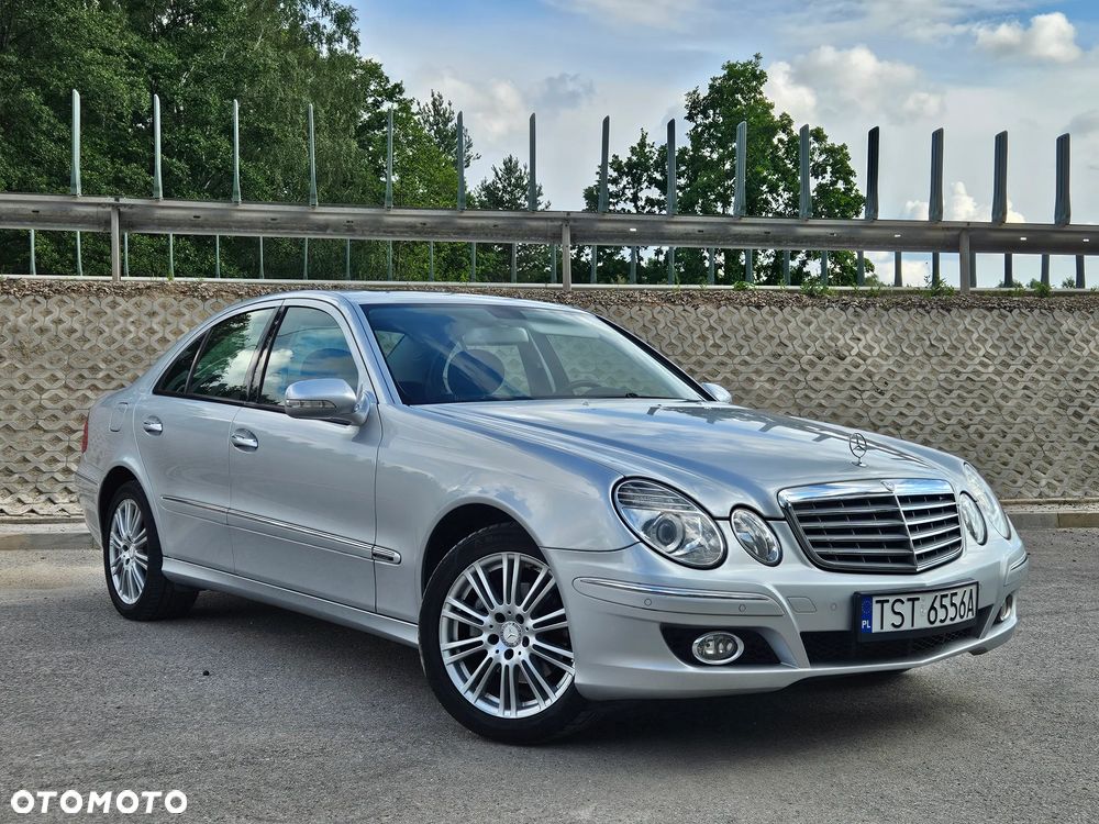 Mercedes-Benz Klasa E - 9