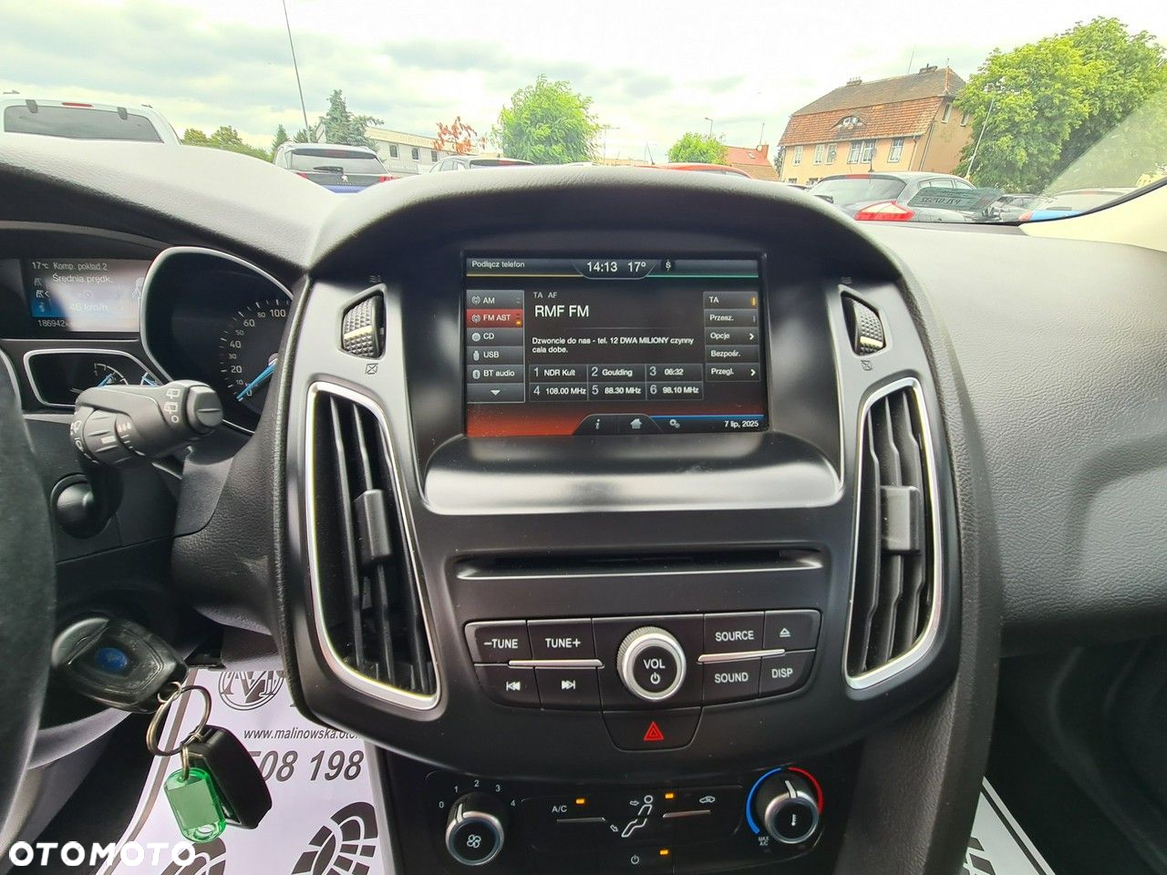 Ford Focus Turnier 1.5 EcoBlue Start-Stopp-System ACTIVE - 14
