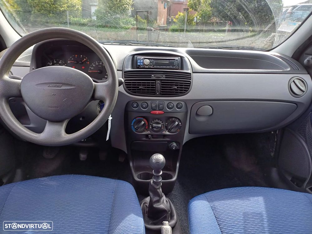 Fiat Punto 1.2 16V ELX - 10