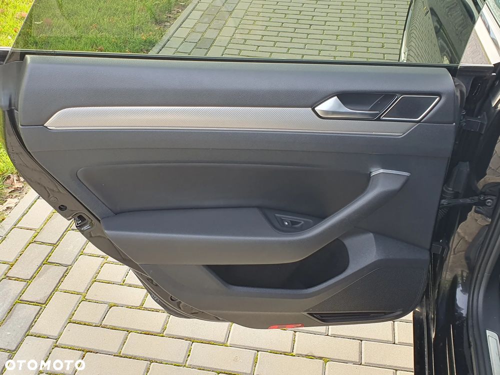 Volkswagen Arteon 2.0 TDI SCR 4Motion DSG R-Line - 21