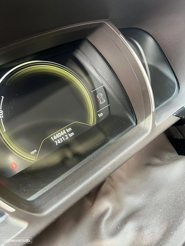 Renault Espace 1.6 dCi Initiale Paris EDC - 9